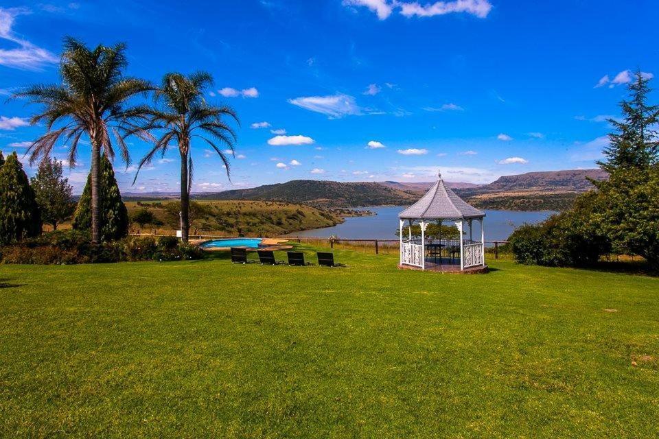 Blue Haze Country Lodge Estcourt Exterior photo